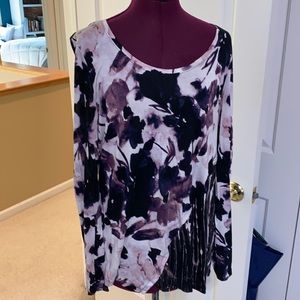 Simply Vera shirt in a silky soft fabric